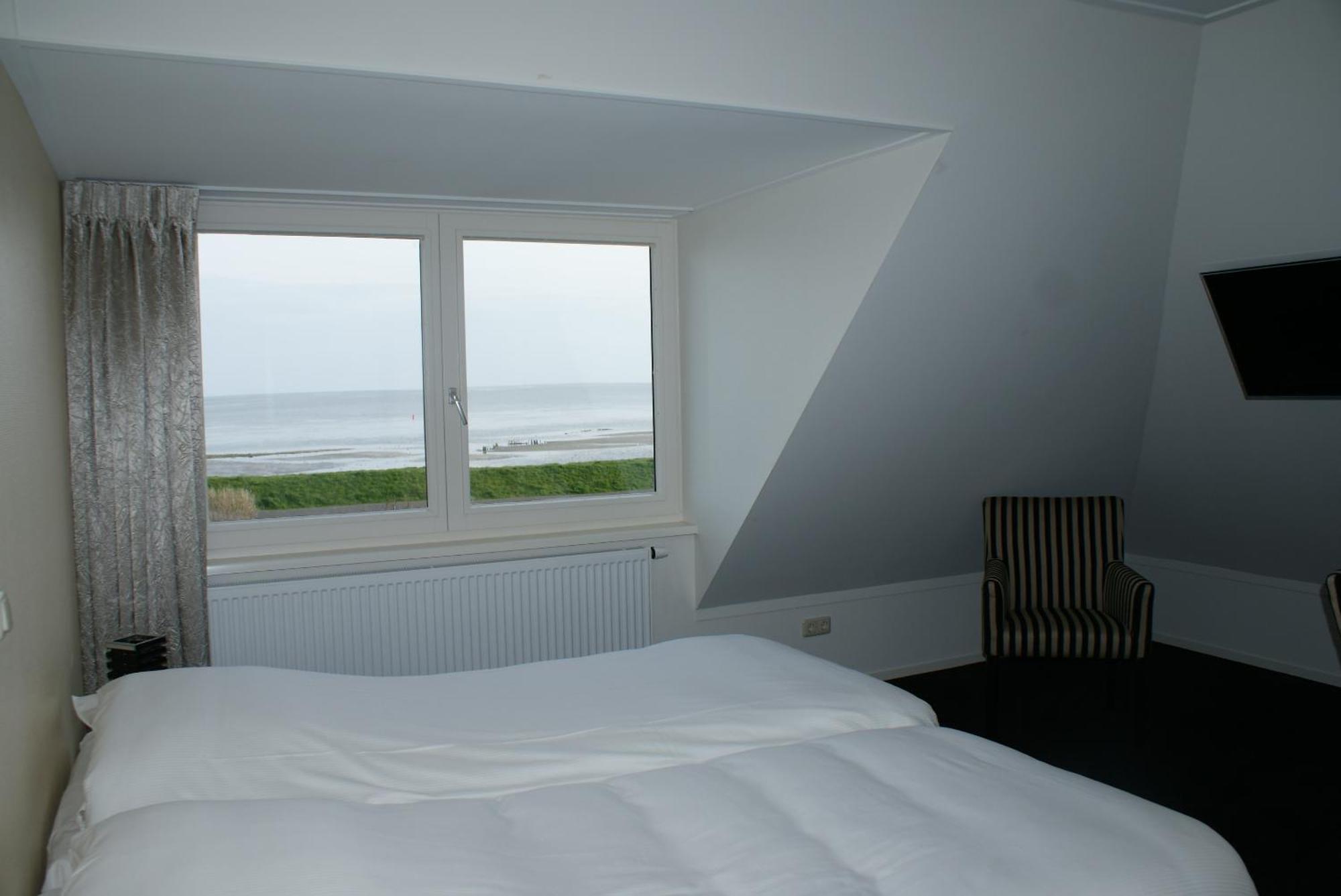 De Herbergh van Flielant Vlieland Exterior foto
